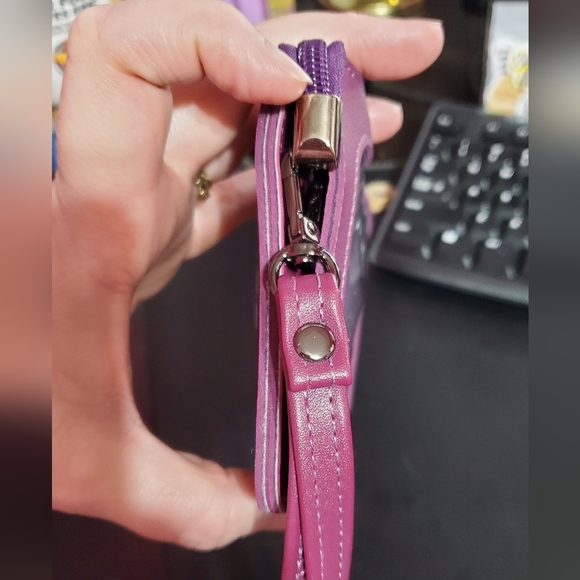 Free W Purchase Leather Single Shoulder Bag Crossbody Cellphone Pouch Purple - Picture 4 of 16